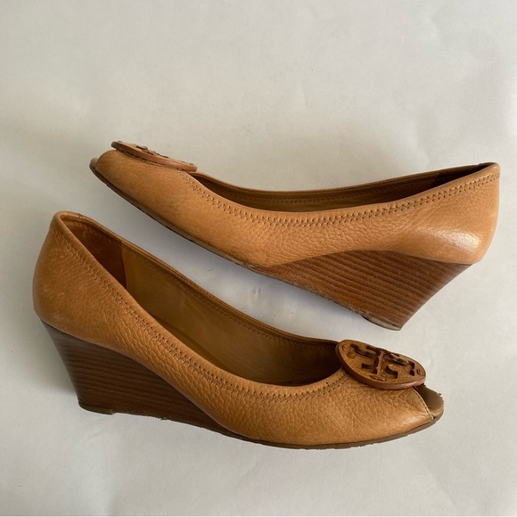 Tory Burch Wedges Sally - Picture 2 of 16